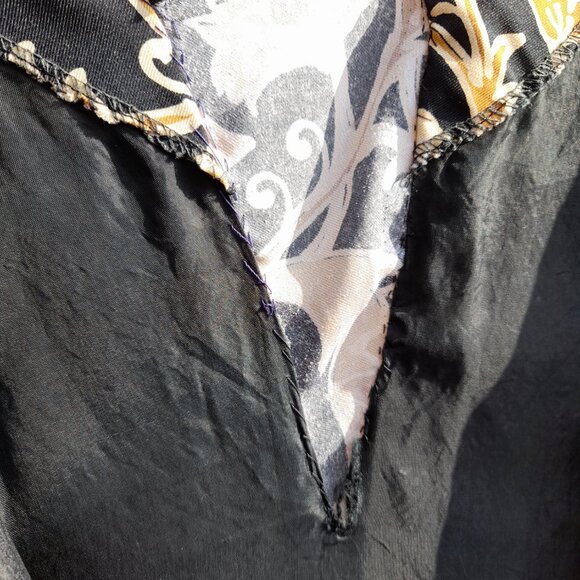 Vintage Hostess Dress by Genet of Tokyo Japan Wild Floral 60s 70s Designer - Picture 10 of 15